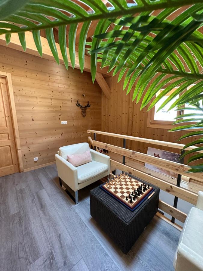 La Villa D'Helene 2 - Chambres D'Hotes Bnb Et Appartements - Cluses Exterior photo